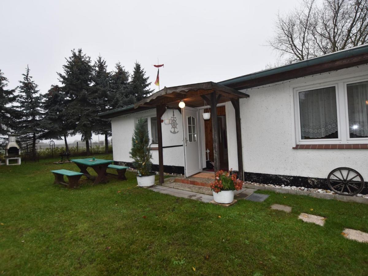 Cosy Bungalow In Stove By The Baltic Sea Boiensdorf 外观 照片